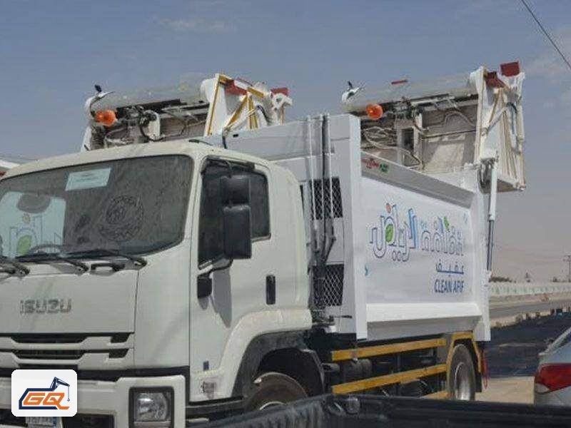 شاحنتا ضاغطة نفايات إيسوزو جاهزتان لتسليم عقد النظافة شاحنتا ضاغطة نفايات إيسوزو جاهزتان لتسليم عقد النظافة