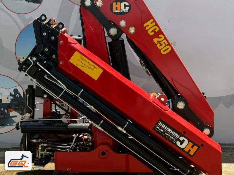 كرين مفصلي HC 250 بأذرع تلسكوبية متعددة المراحل